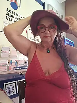 Hot-Muci Adlı Modelin Canlı XXX Sohbeti