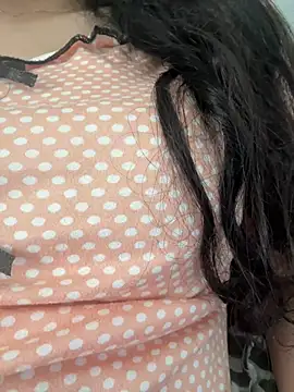 Show modela Lina-lolo na web-kameri