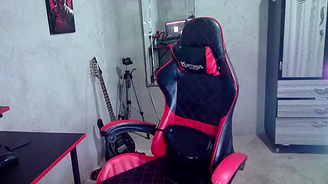 Chat XXX en directo de Pablito_Junior11