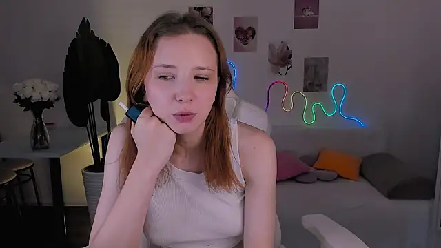 Chat XXX en directo de LittlePeach007