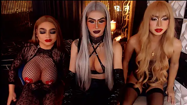 MonstrousCockDiva's Live XXX Chat