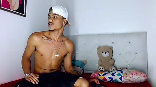 XXX chat uživo modela Angel_foxc13