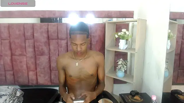 Онлайн чат XXX AfroWayuuu