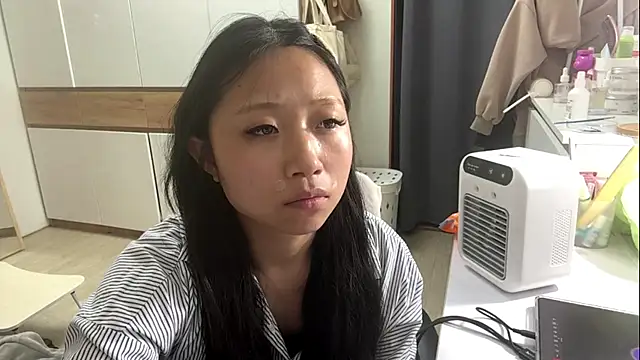 SweetMiaXO Chat XXX in diretta