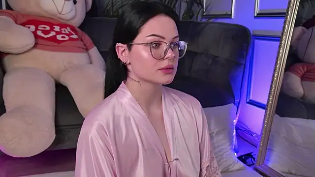 CindyMil Adlı Modelin Canlı XXX Sohbeti