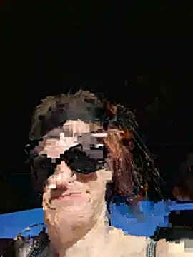 bam420bam élő XXX-chatje