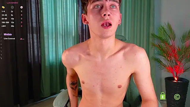 Bad_Boy9996 Live XXX Chat