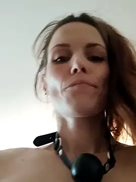 Angie_meow: απευθείας συνομιλία ΧΧΧ
