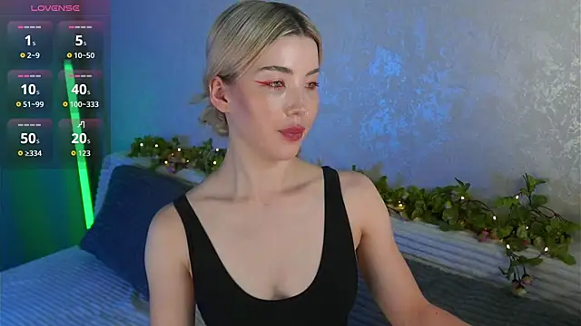 LindaThackerr 现场XXX聊天
