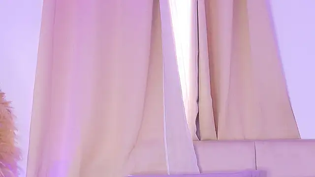 Bella-taylorr 现场XXX聊天