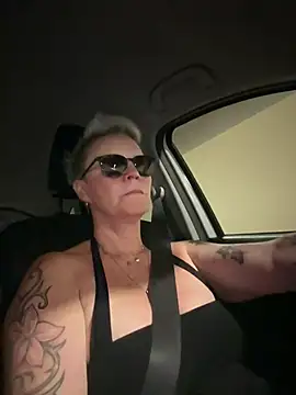 Онлайн чат XXX German_Milf