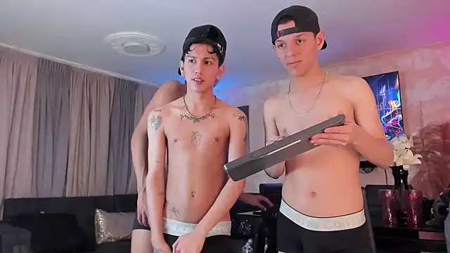 צ'אט XXX בשידור חי של Marcus_and_Tony