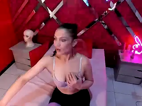 HornyRouse_'s Live XXX Chat