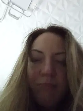 KattyLuuu Live XXX-chat