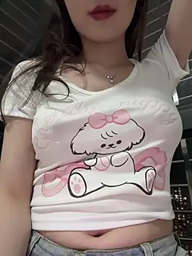 צ'אט XXX בשידור חי של meimei_x