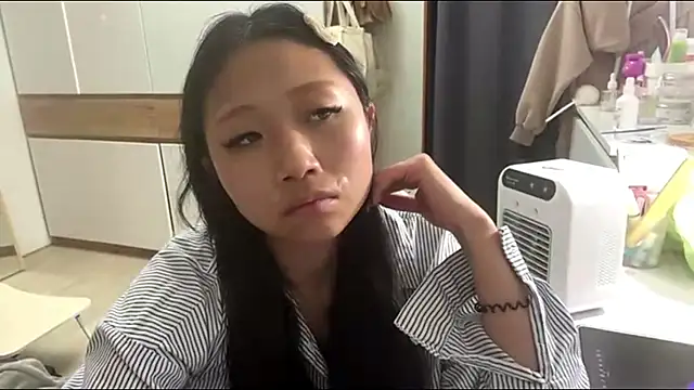 SweetMiaXO 现场聊天室