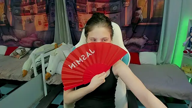 Živý XXX chat KiraDuvall
