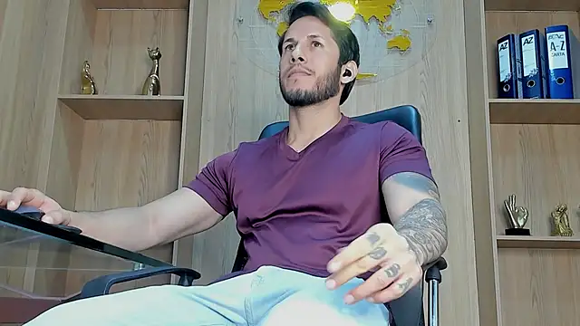 Chat XXX ao vivo de George_Diesell