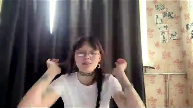 Kiraglo – Live XXX-chat