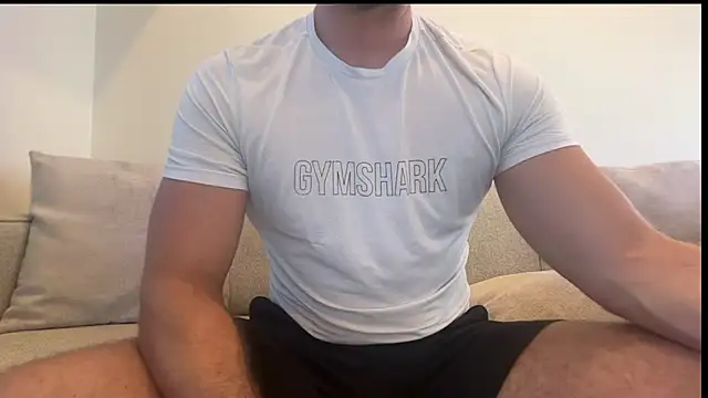 gymshrk's Live XXX Chat