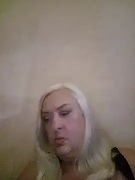 Julia20X: απευθείας συνομιλία ΧΧΧ