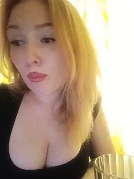 Katy_Brie Obrolan Langsung XXX