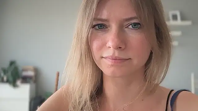 MillieShow's Live XXX Chat