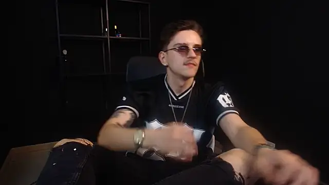 FelixStarkk: απευθείας συνομιλία ΧΧΧ