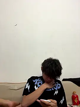 -OvO-のライブXXXチャット