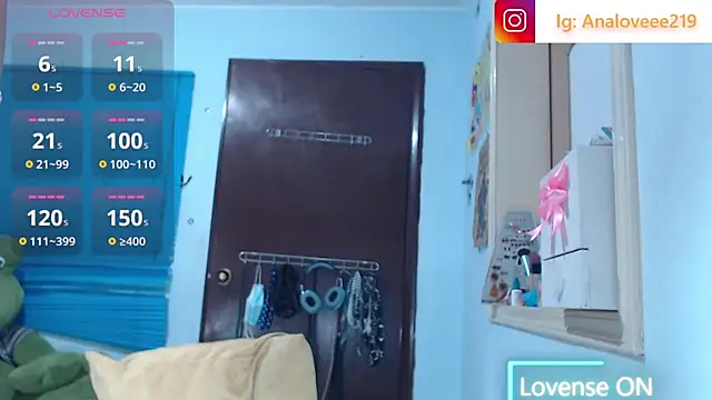 Chat +18 de ana_studio ao vivo