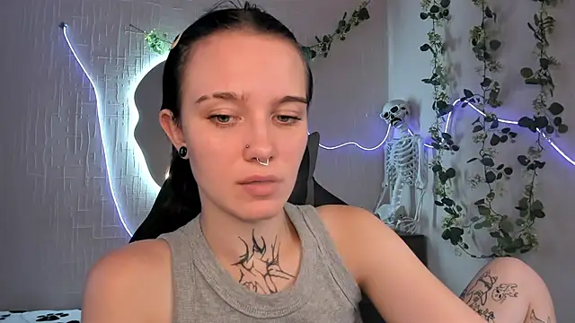 XXX chat uživo modela Elastikisss