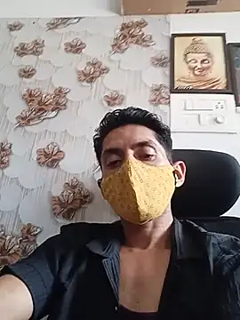 XXX chat uživo modela BlackkCrab