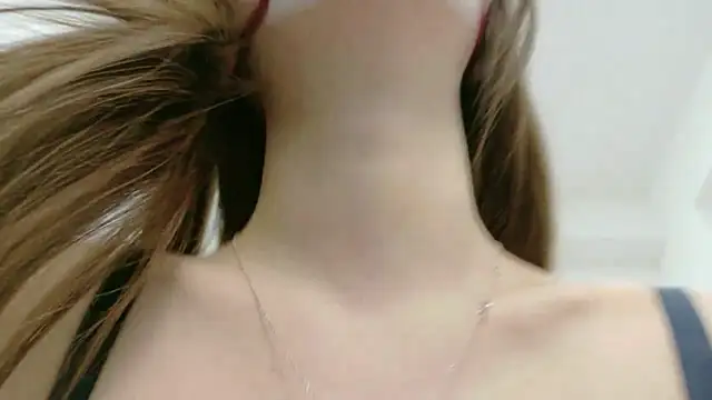 Chatroom XXX en direct de salachan_v