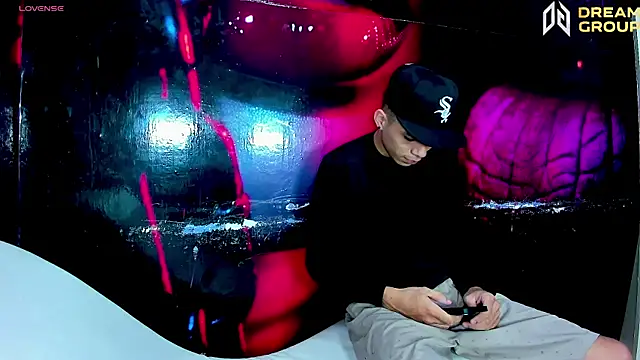 دردشة AmazingPartys الجنسية المباشرة