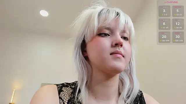 luny_'s Live XXX Chat