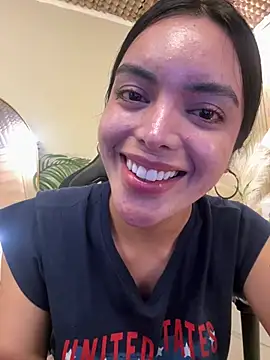 Chat XXX en directo de TS-SimplyTheBest