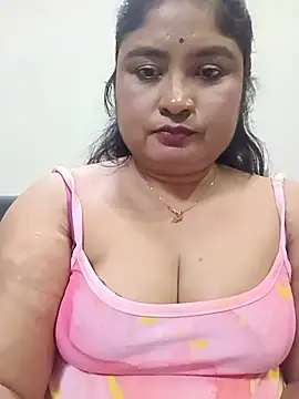 hornyriyanka Adlı Modelin Canlı XXX Sohbeti