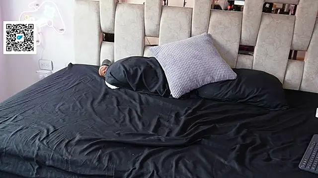 Živý XXX chat aaron_bolt
