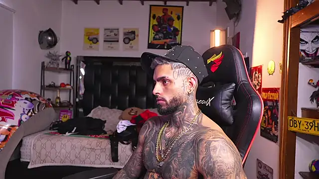 Chat XXX ao vivo de logan_hugh8