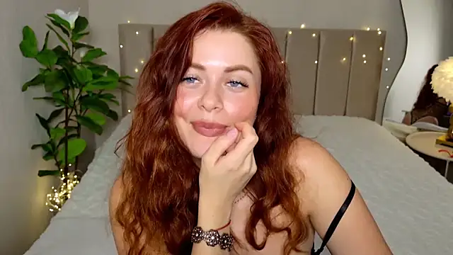 EllieSin Chat XXX in diretta
