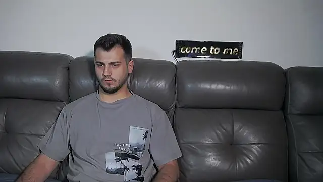 CrazyDom1's Live XXX Chat