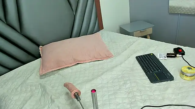 Chat XXX en directo de JustinOrtiz_
