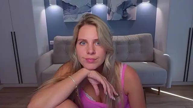 MelanieBennett: онлайн-секс-чат