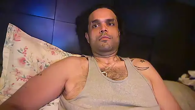 Chat +18 de icebergslim281 ao vivo