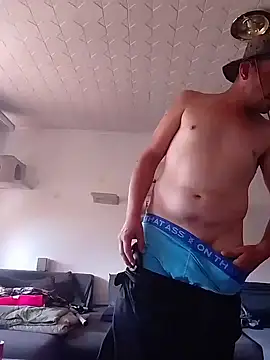Codymc89のライブXXXチャット