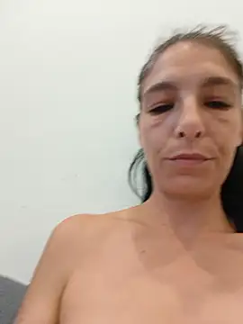 Sposini69 Adlı Modelin Canlı XXX Sohbeti