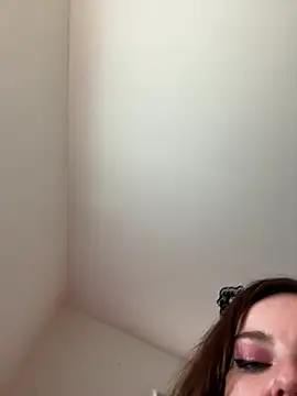BambiKitty Live XXX-chat