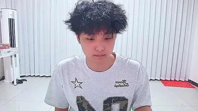 icecream-002 网络视讯表演