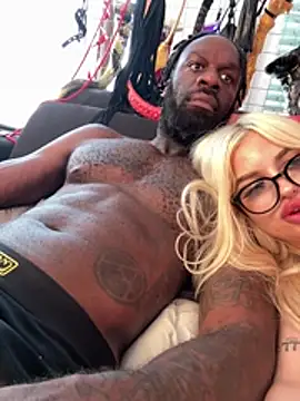 غرفة دردشة Steffi_Snowbunny المباشرة