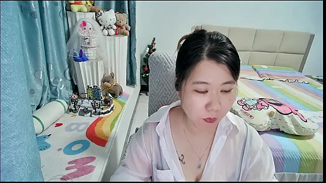 OnlyLove-2026's Live XXX Chat